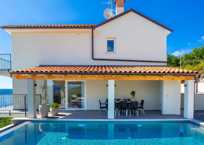 Vila Aria With Pool By Guide Sveti Anton (Krk)