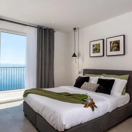 Vila Aria With Pool By Guide *
