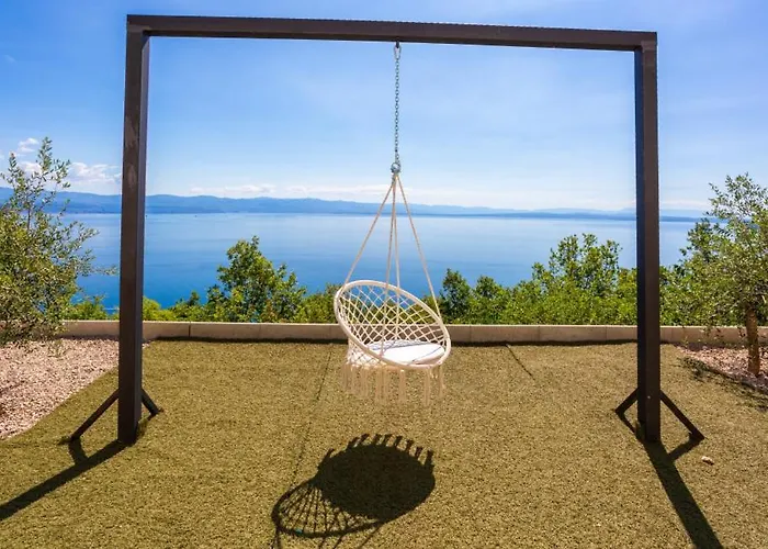 Aria With Pool By Guide فيلة