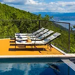 Aria With Pool By Guide * Sveti Anton (Krk)